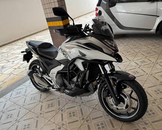 HONDA NC 750X ABS DCT HONDA NC 750X ABS DCT